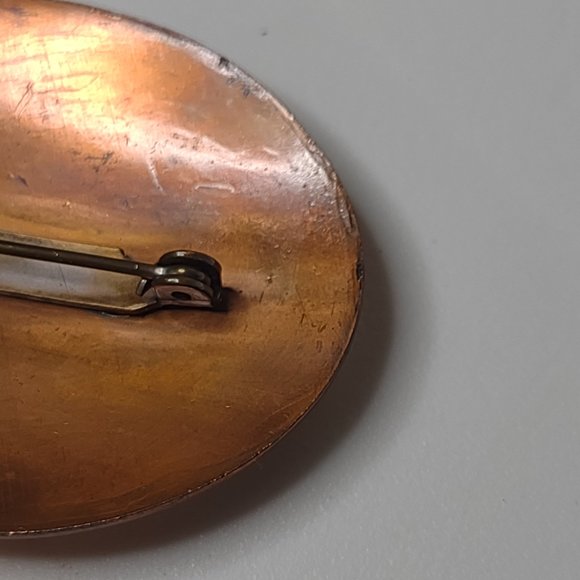 Very Cool Decorative Vintage Oval Shaped Brooch - Picture 12 of 14